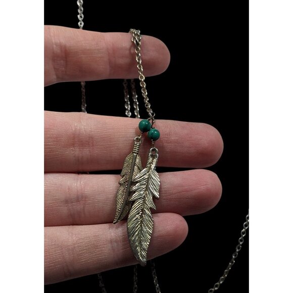 Bohemian Hippie Feather Charm Necklace Silver Tone With Faux Turquoise Accents - Picture 5 of 6